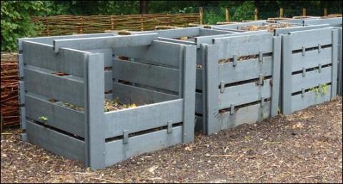Master composters - subsidized compost boxes