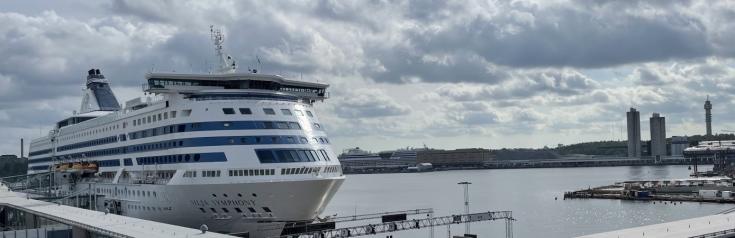 Conventional fossil fuel ferry