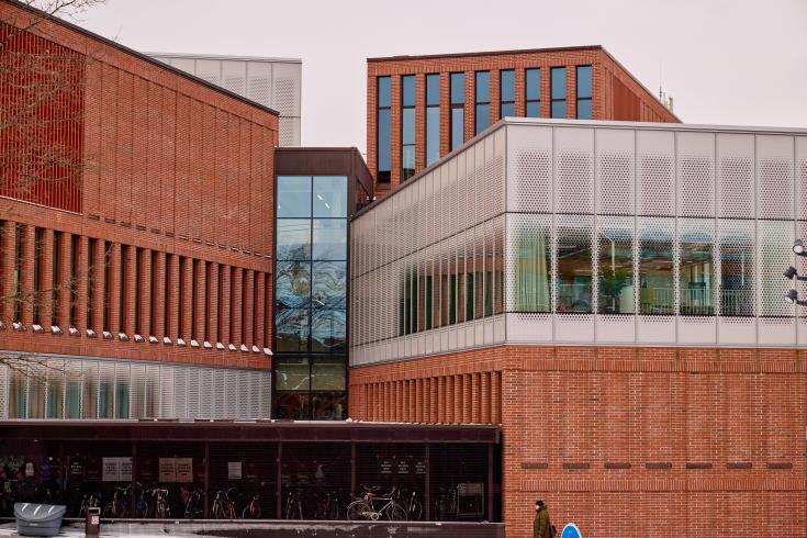 Building made of red bricks and glass