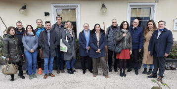 Group photo during peer review in Trento