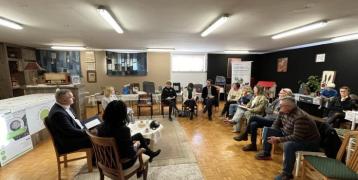 Policy-makers and reuse practitioners during a meeting in the Reuse center in Slovenia